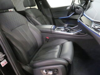 BMW X7 xDrive40d M Sportpakett 3.0 250kW