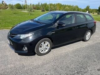 Toyota Auris 1.8 73kW