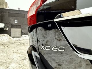 Volvo XC60 Momentum AWD 2.4 140kW