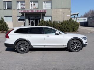 Volvo V90 Cross Country 2.0 173kW