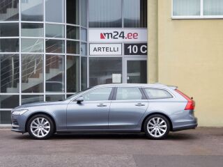 Volvo V90 Momentum 2.0 T4 140kW
