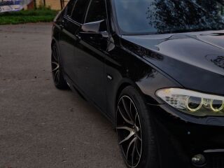 BMW 535 M-paket 3.0 230кВ