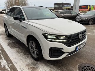 Volkswagen Touareg R-line 3.0 V6 170kW