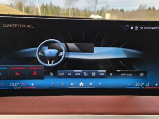 BMW iX xDrive 40 Sportpakett 240кВ