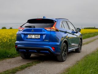 Mitsubishi Eclipse Cross Instye Plus Pano 4WD 2.4 138kW