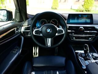 BMW 520 M-Sportpakett Shadowline xDrive 2.0 140kW