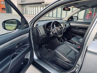 Mitsubishi Outlander Executive 4x4 7k 2.3 R4 TDi 110kW
