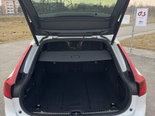 Volvo V90 Cross Country D4 OCEAN RACE Intelli Safe Pro A 2.0 140kW