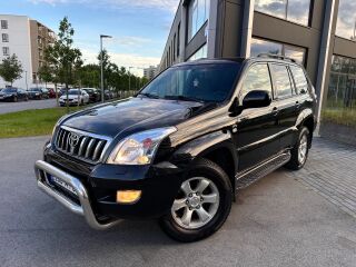 Toyota Land Cruiser Black 3.0 127kW