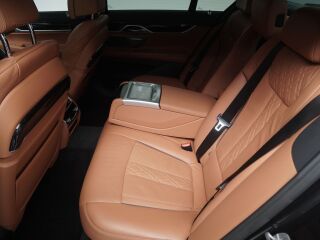 BMW 730 d xDrive 3.0 195кВ