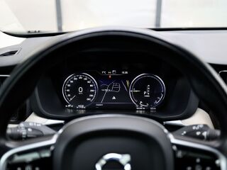 Volvo XC60 Inscription T8 Recharge AWD Plug In Hybrid 2.0 288кВ