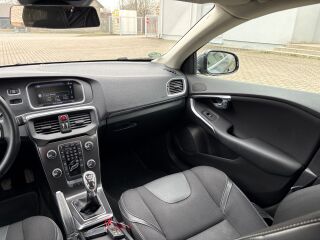 Volvo V40 Momentum 1.6 D2 84kW