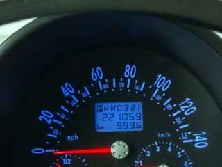 Volkswagen New Beetle 2.0 85кВ
