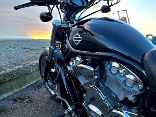Harley-Davidson VRSCA V-Rod V2 Revolution clean look 86кВ