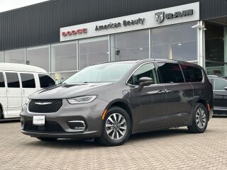 Chrysler Pacifica Touring L 3.6 V6 Pentastar 162kW