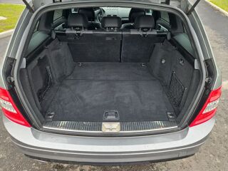 Mercedes-Benz C 250 AMG 4-Matic 2.1 R4 CDI 150kW