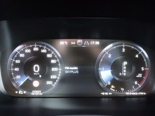 Volvo V60 Momentum EU6 2.0 R4 D4 TDI 140кВ