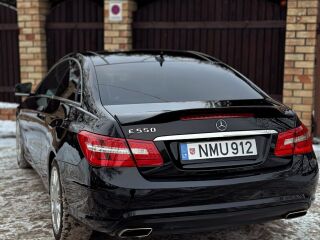 Mercedes-Benz E 550 4.7 V8 300kW
