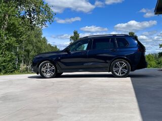 BMW X7 xDrive40d MHEV M-Sportpakett Pro LCi 3.0 I6 259кВ