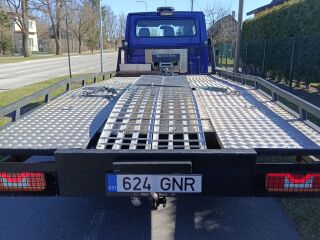 Mercedes-Benz Sprinter 412D 2.9 TDI 90kW