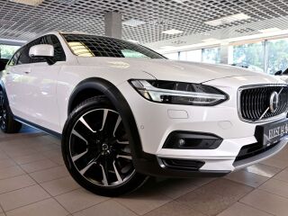 Volvo V90 Cross Country AWD H&K ULTIMATE BRIGHT INTELLI 2.0 B4 KERS Mild Hybrid 2024 145kW