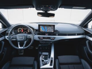 Audi A4 Limousine S-Line MHEV 2.0 TFSI 150kW