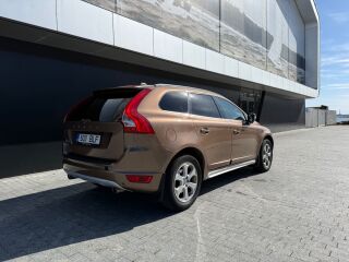 Volvo XC60 2.4 158kW