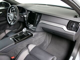 Volvo V60 AWD PLUS DARK INTELLI SAFE PRO 2.0 T6 Recharge Long Range Plug In Hybrid 293kW