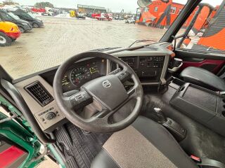 Volvo FM 450 8x4*4 338kW