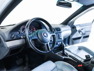 BMW 525 Facelift Lifestyle Edition 2.5 120kW