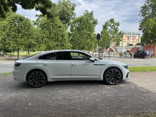 Volkswagen Arteon R Line 2.0 140kW