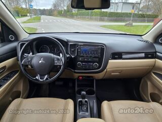 Mitsubishi Outlander Instyle Plus Luxury 4WD 2.3 110kW