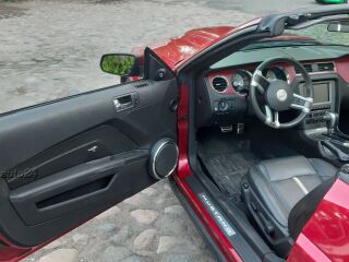 Ford Mustang GT 4.6 V8 24v SOHC 235kW