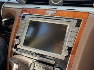 Volkswagen Phaeton 3.0 V6 TDI 176кВ