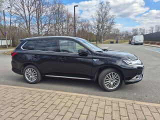 Mitsubishi Outlander 2.4 99kW