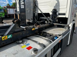 Scania R580 B6X2NB 16.0 V8 427кВ