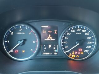 Mitsubishi Outlander Instyle Plus 4WD 2.2 DI-D 110kW