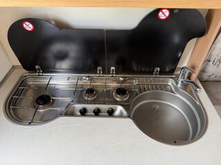 Hobby 400 SFE DE LUXE