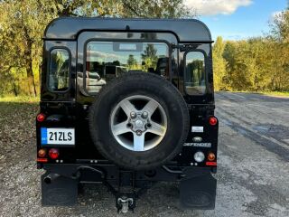 Land Rover Defender Experience 2.4 90kW