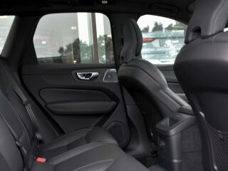 Volvo XC60 AWD B&W LUXURY+ BLACK EDITION ULTIMATE INTELL T6 Plug-in Long Range 293kW