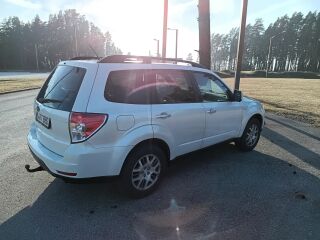 Subaru Forester 2.0 110kW