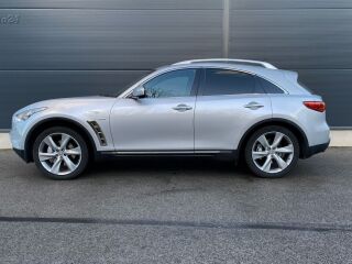 Infiniti QX70 3.0 175kW