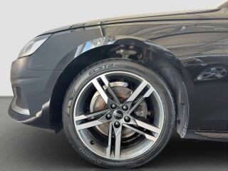 Audi A4 35 TFSI 2.0 110kW
