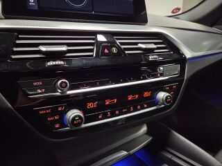 BMW 520 xDrive MHEV Touring M-Sport D 2.0 140kW