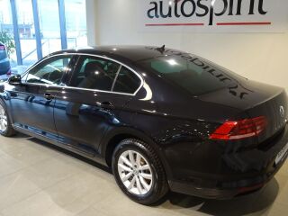 Volkswagen Passat FaceLift Business TDi 2.0 110kW