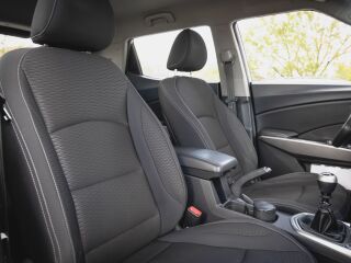 SsangYong Tivoli 1.6 84кВ