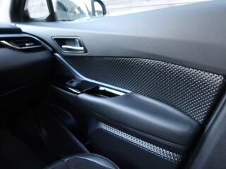 Toyota C-HR Hybrid Style 1.8 72кВ