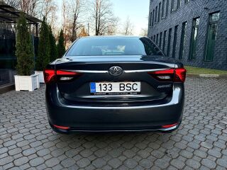 Toyota Avensis 1.6 97kW