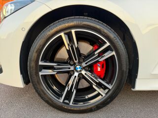BMW 320 M Sport Pro X-Drive Shadowline 2.0 140кВ