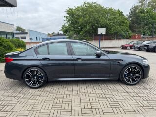 BMW M5 4.4 441kW
